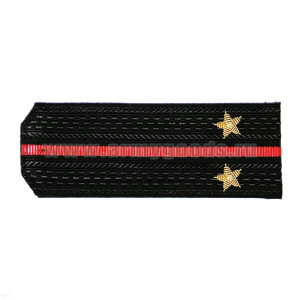 Погоны черн. с 1 красн. просв., вышит. канителью (лейтенант)