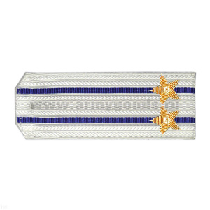 Погоны белые с 2 вас. просв., вышит. канителью (подполковник)