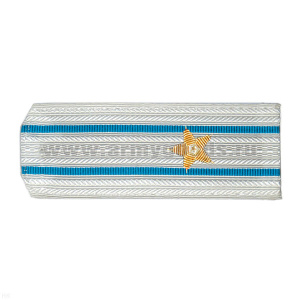 Погоны белые с 2 голуб. просв., вышит. канителью (майор)