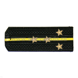 Погоны ВМФ черн. с 1 желтым просв., вышит. канителью (капитан)