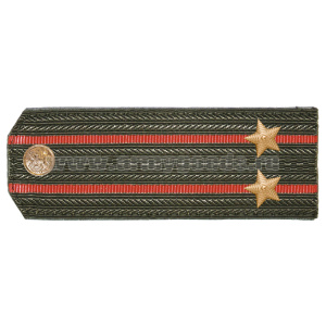 Погоны оливк. 2 красных просвета, укомпл. мет. фурнитурой (подполковник) пластик