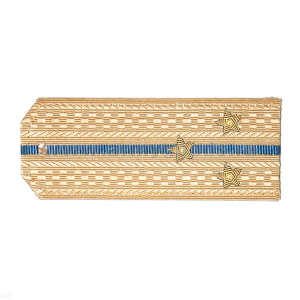 Погоны Авиации ВМФ крем. с 1 голуб. просв., вышит. канителью (ст. лейтенант)