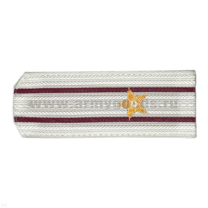 Погоны ВВ белые с 2 крап.и просв., вышит. канителью (майор)