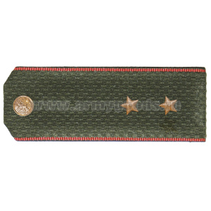 Погоны оливк. красный кант, укомпл. мет. фурнитурой (прапорщик) пластик
