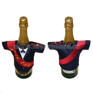 Рубашечка на бутылку сувенирная вышитая Мисс ГАИ (синяя)