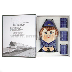 Фляга фарф. (0,25 л) + 3 рюмки в книжке-обманке Проводница