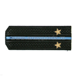Погоны Авиации ВМФ черн. с 1 голуб. просв., вышит. канителью (лейтенант)