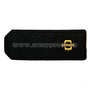 Погоны, вышит. шелком на сукне: черн. «Ф»