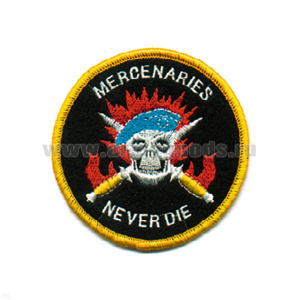 Шеврон вышит. Mercenaries never die (череп в голуб. берете)