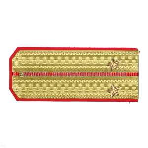 Погоны парадные золотые (шелк) с 1 красн. просв., вышит. канителью (лейтенант)