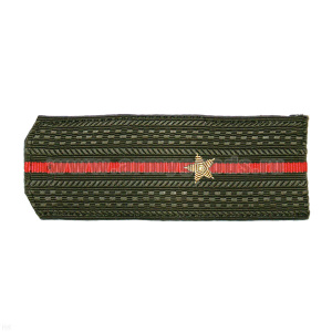 Погоны ОВ оливк. с 1 красн. просв., вышит. канителью (мл. лейтенант)